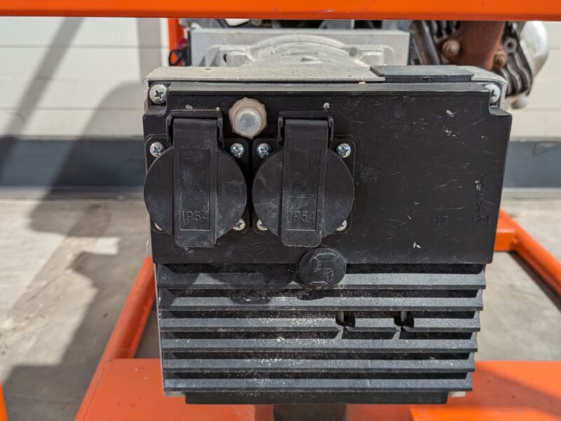 Aggregaat benzine 3,6kVA 2x230V RA, E-power, EP4100, 2022 – foto 10 – kavel bij Onlineveilingmeester, Heerenveen