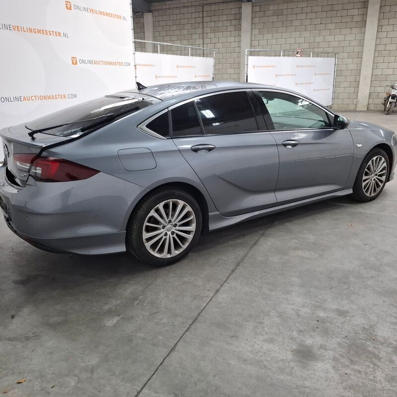 Personenauto, Opel, Insignia Grand Sport 2.0 CDTi, 2019 – foto 8 – kavel bij Domeinen Roerende Zaken, Soesterberg