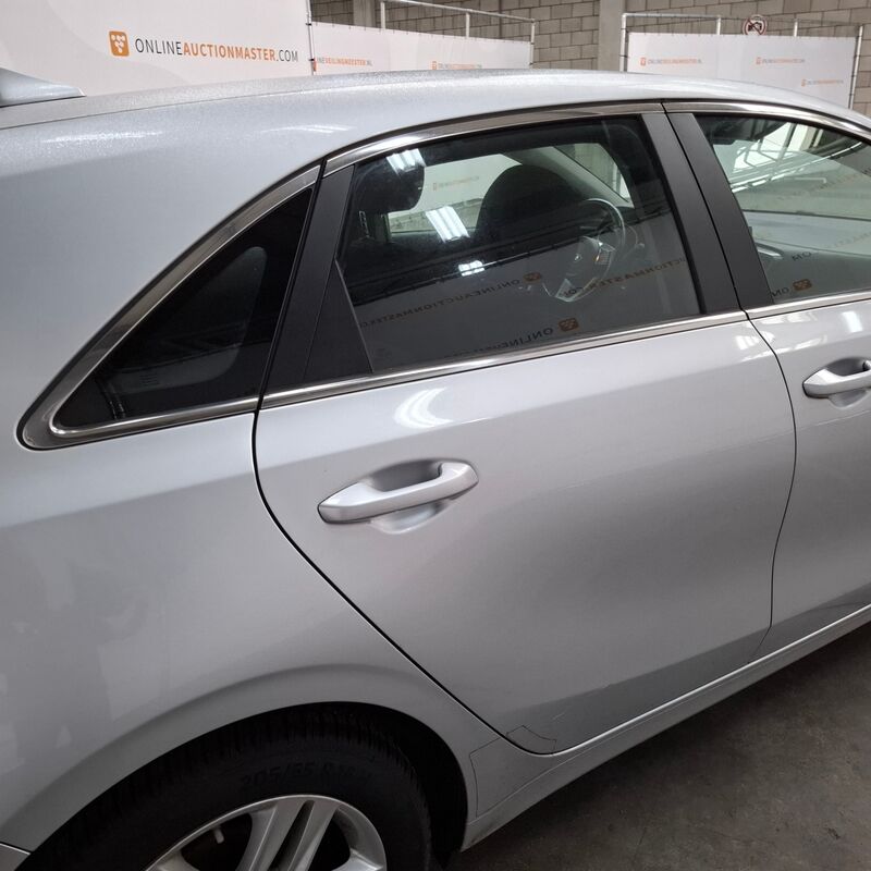 Personenauto, Kia, Ceed, 2018 – foto 7 – kavel bij Domeinen Roerende Zaken, Soesterberg