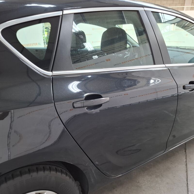 Personenauto, Opel, Astra 2.0 CDTi, 2015 – foto 8 – kavel bij Domeinen Roerende Zaken, Soesterberg