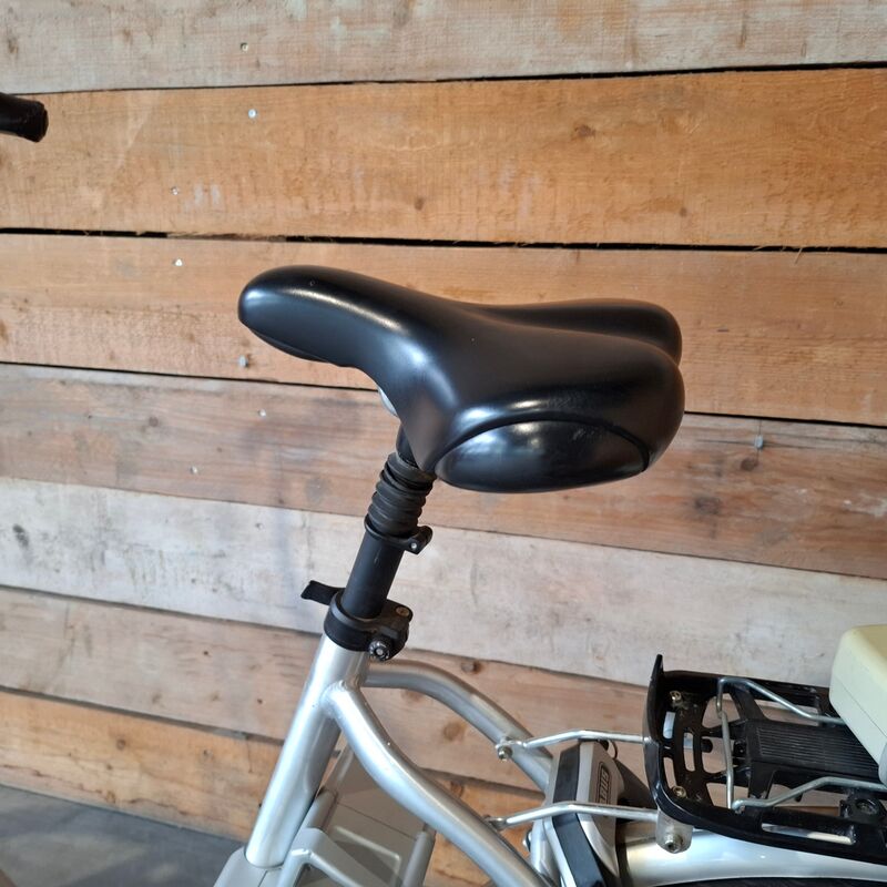 Elektrische damesfiets, Flyer, C5, Grijs / Chroom – foto 8 – kavel bij Onlineveilingmeester, Heerenveen