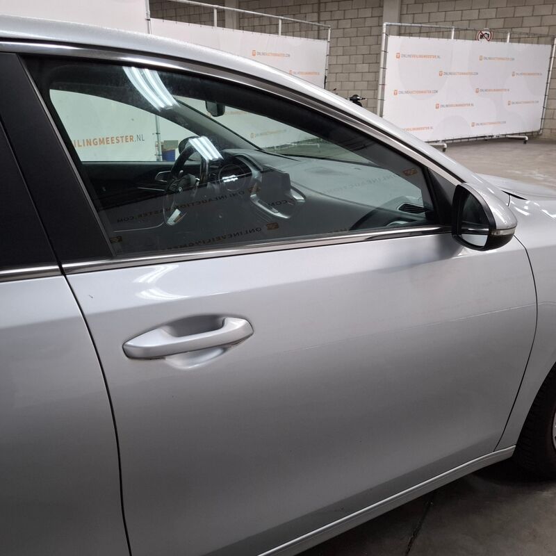 Personenauto, Kia, Ceed, 2018 – foto 6 – kavel bij Domeinen Roerende Zaken, Soesterberg
