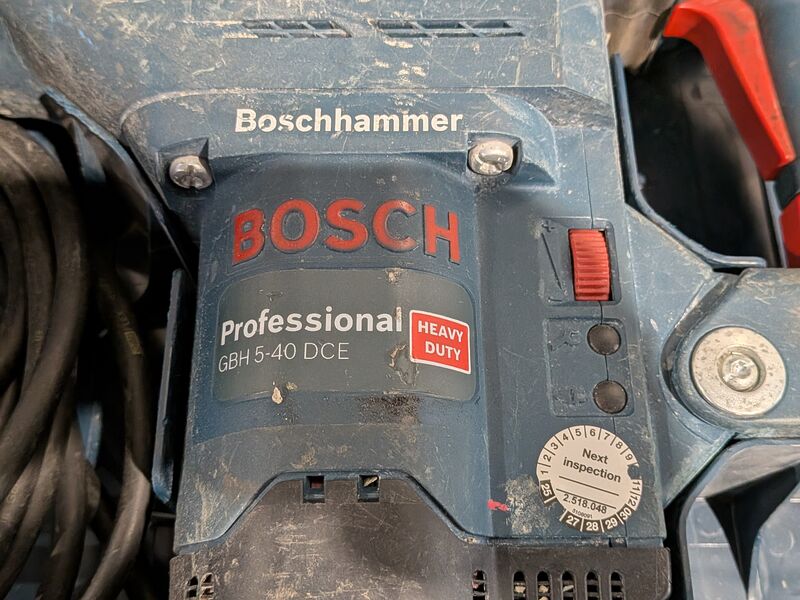Boorhamer 6kg 230V SDS-max ~, Bosch, GBH 5-40 DCE, 2021 – foto 3 – kavel bij Onlineveilingmeester, Heerenveen