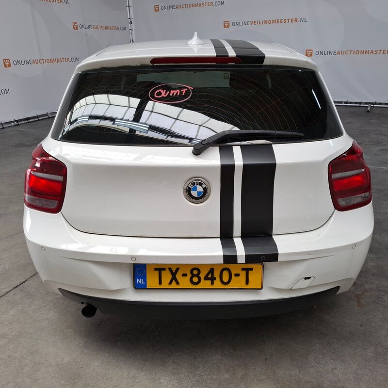 Personenauto, BMW, 1-serie, 114i EDE, 2012 – foto 10 – kavel bij Domeinen Roerende Zaken, Soesterberg