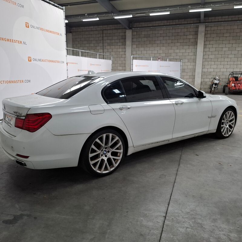 Personenauto, BMW, 7-serie, 750 Li, 2011 – foto 8 – kavel bij Domeinen Roerende Zaken, Soesterberg