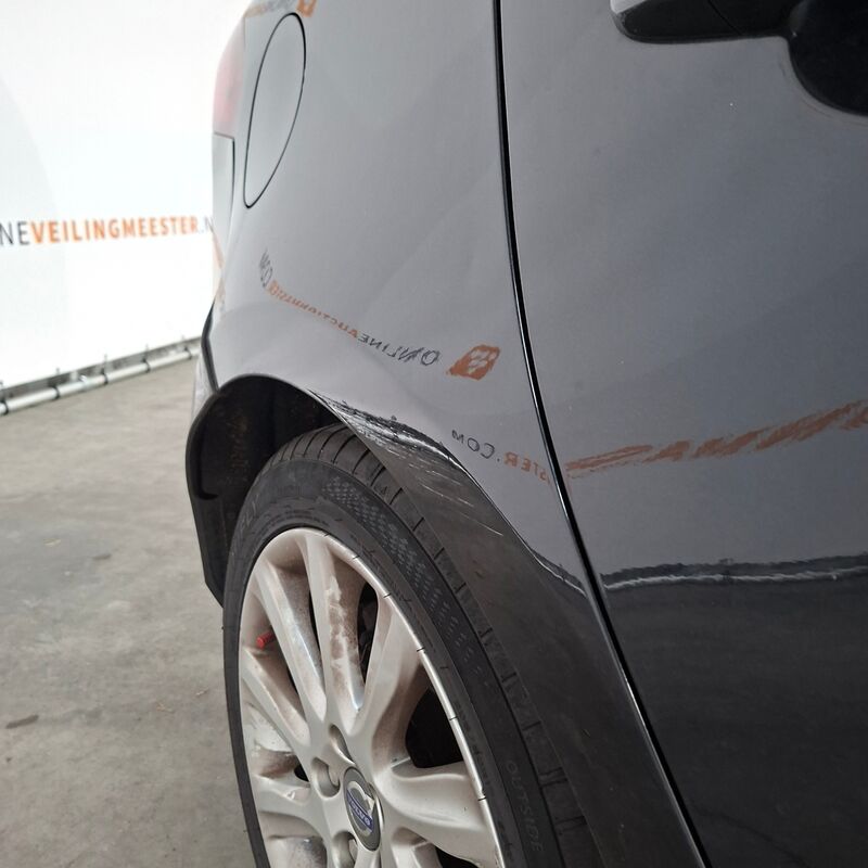Personenauto, Volvo, V40, 1.6 D2 Momentum, 2013 – foto 8 – kavel bij Domeinen Roerende Zaken, Soesterberg