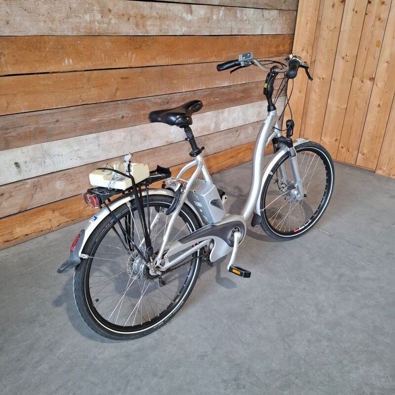 Elektrische damesfiets, Flyer, C5, Grijs / Chroom – foto 3 – kavel bij Onlineveilingmeester, Heerenveen