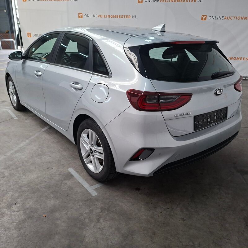 Personenauto, Kia, Ceed, 2019 – foto 10 – kavel bij Domeinen Roerende Zaken, Soesterberg
