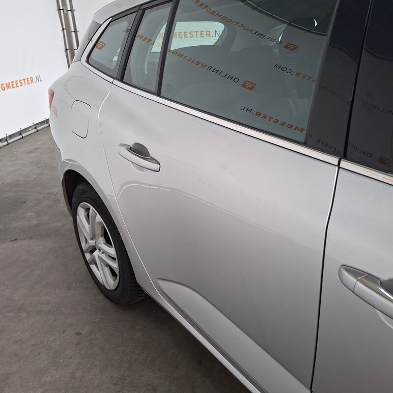 Personenauto, Renault, Megane Grandtour Zen, 2018 – foto 10 – kavel bij Domeinen Roerende Zaken, Soesterberg