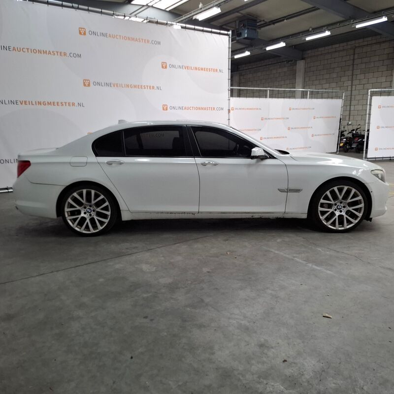 Personenauto, BMW, 7-serie, 750 Li, 2011 – foto 4 – kavel bij Domeinen Roerende Zaken, Soesterberg
