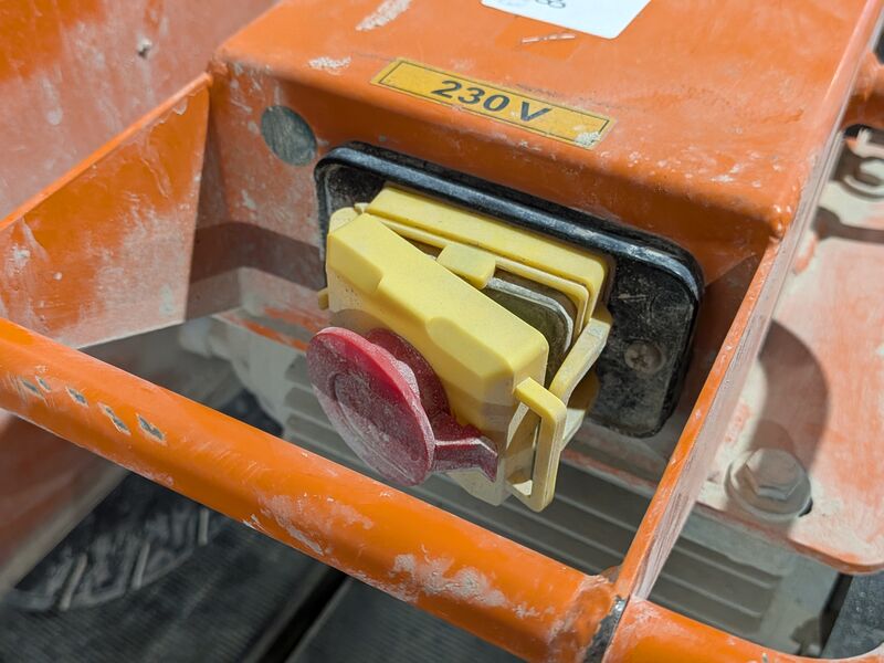 Steen-tafelzaagmachine - 600mm - 230V, Euro Shatal, TS351-45, 2018 – foto 4 – kavel bij Onlineveilingmeester, Heerenveen