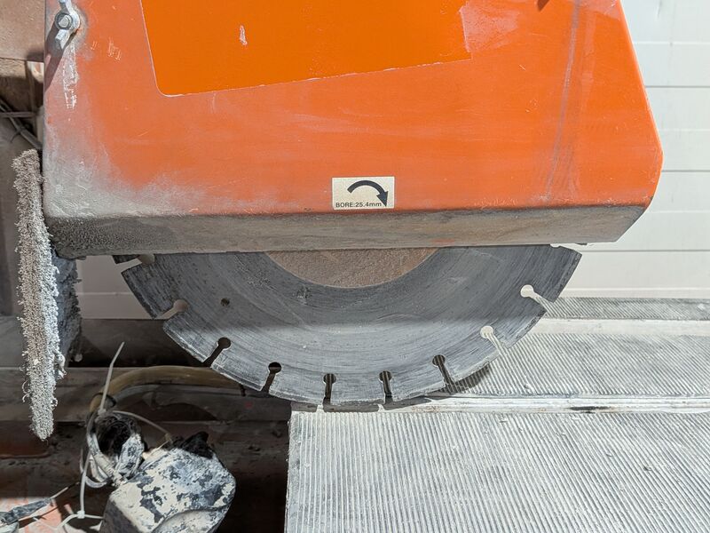 Steen-tafelzaagmachine - 600mm - 230V, Euro Shatal, TS351-45, 2019 – foto 6 – kavel bij Onlineveilingmeester, Heerenveen