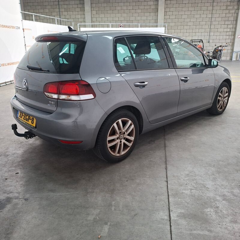 Personenauto, Volkswagen, Golf, 1.2 TSI Highline BlueMotion, 2012 – foto 10 – kavel bij Domeinen Roerende Zaken, Soesterberg