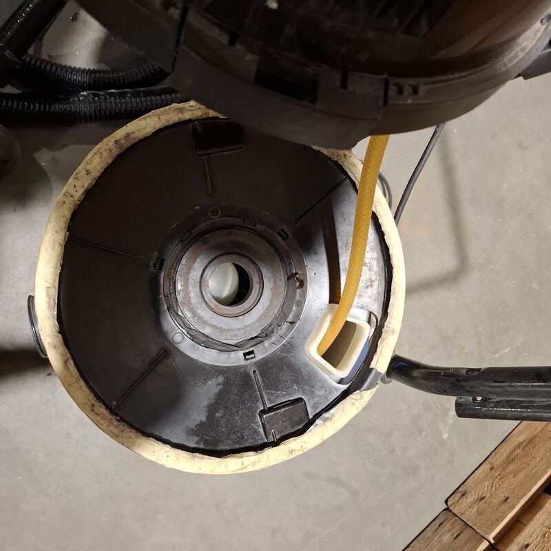 Tapijt / bekledingsreiniger, Numatic, CT470-2, Blauw – foto 9 – kavel bij Onlineveilingmeester, Heerenveen