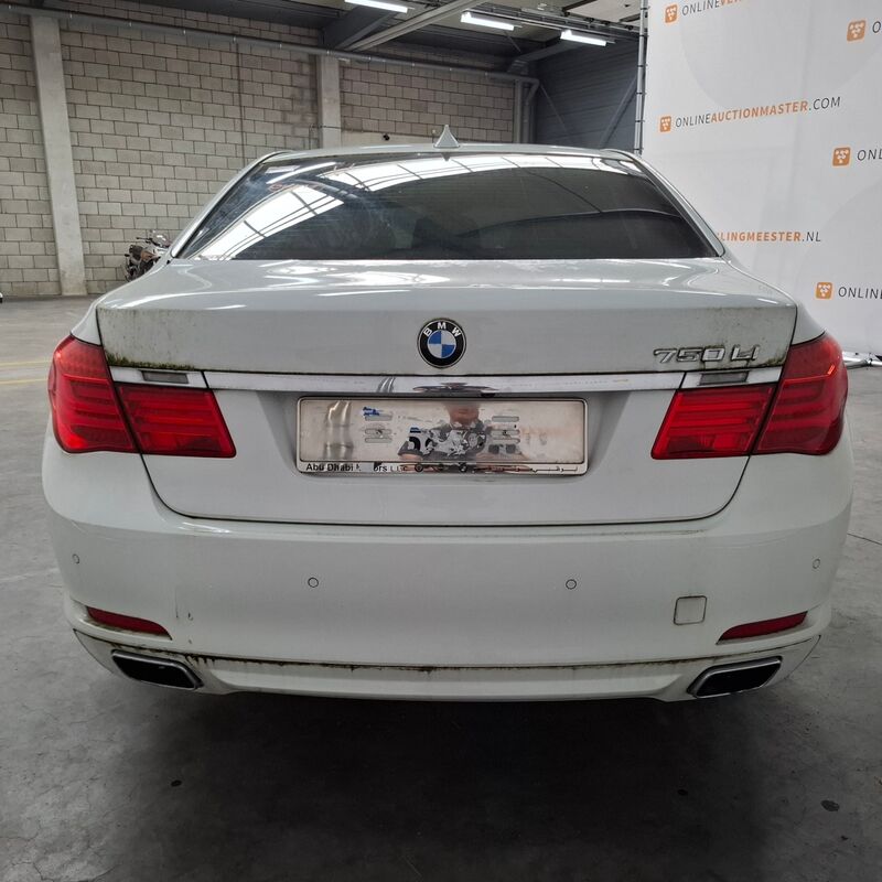 Personenauto, BMW, 7-serie, 750 Li, 2011 – foto 9 – kavel bij Domeinen Roerende Zaken, Soesterberg
