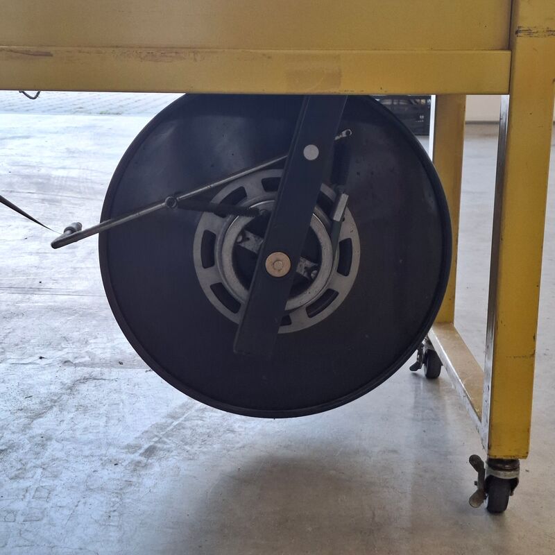 Halfautomatische omsnoeringsmachine, JIA-IN – foto 9 – kavel bij Onlineveilingmeester, Raalte