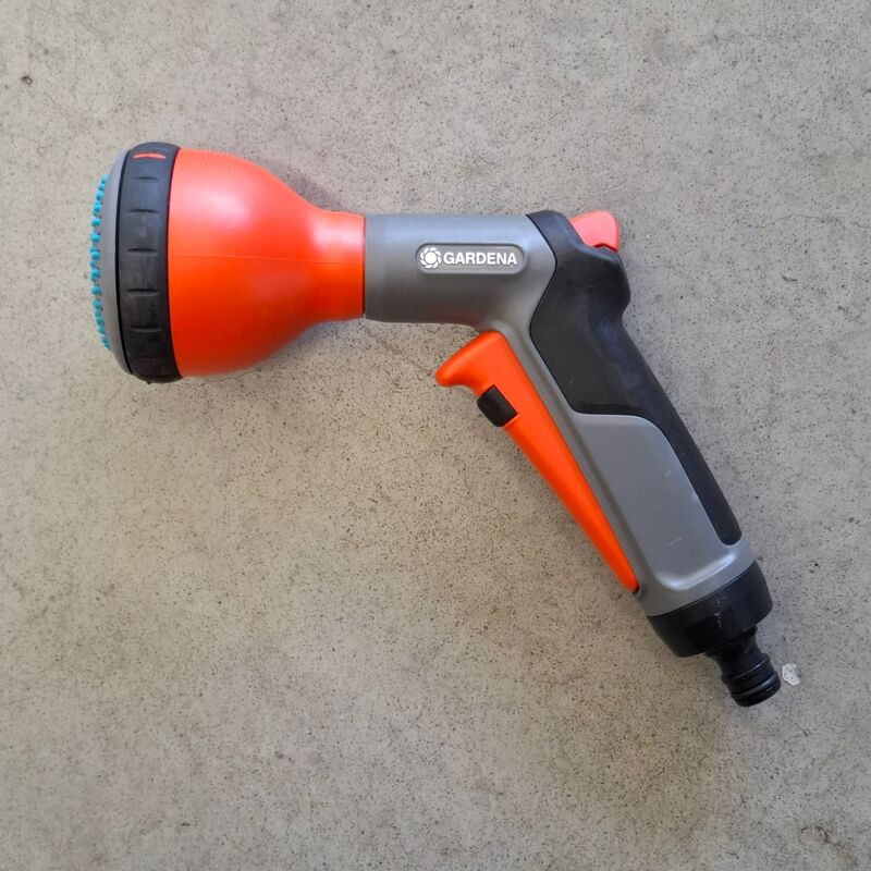 Ca. 23x Multifunctionele broes, Gardena – foto 2 – kavel bij Onlineveilingmeester, Raalte