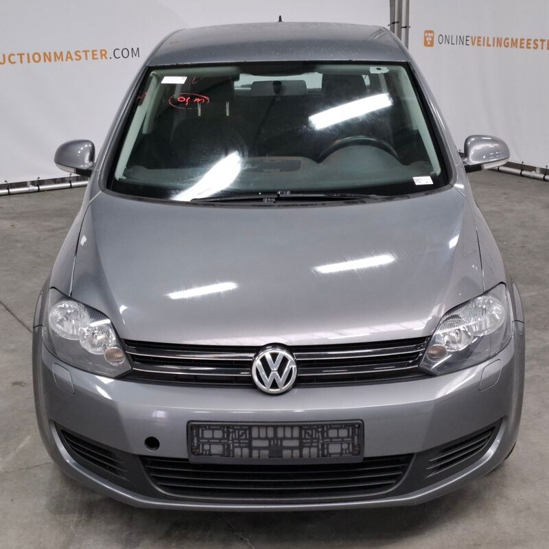 Personenauto, Volkswagen, Golf Plus 1.6 TDI, 2011 – foto 2 – kavel bij Domeinen Roerende Zaken, Soesterberg