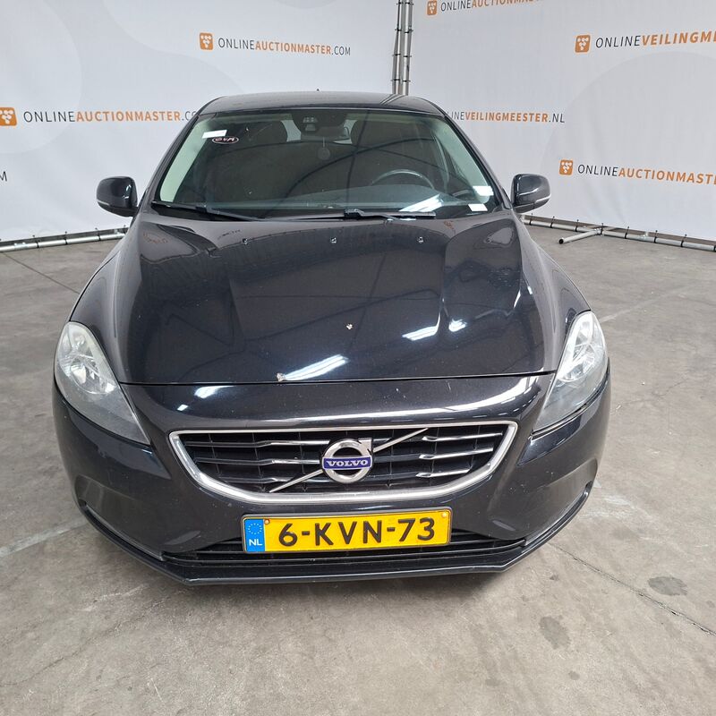 Personenauto, Volvo, V40, 1.6 D2 Momentum, 2013 – foto 3 – kavel bij Domeinen Roerende Zaken, Soesterberg
