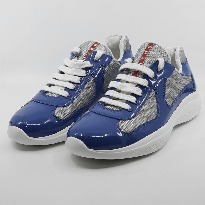 Paar schoenen, maat 9, Prada