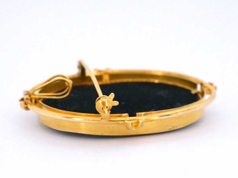 Gouden broche met bijzonder portret – foto 4 – kavel bij Onlineveilingmeester