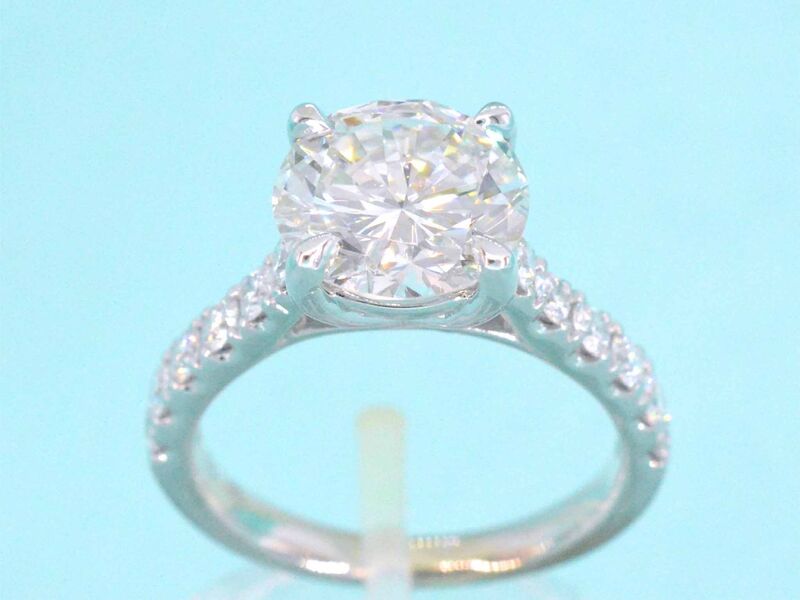 Gouden diamanten solitair ring met een grote diamant van 3.00 carat – kavel bij Onlineveilingmeester