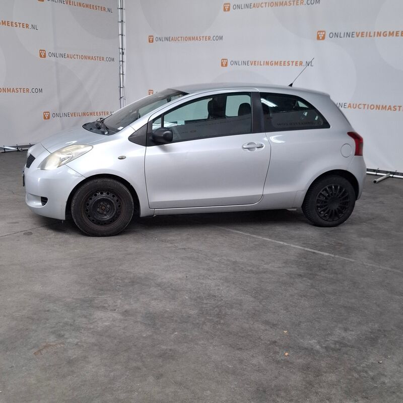 Personenauto, Toyota, Yaris, 1.3 VVTi Terra, 2008 – foto 7 – kavel bij Domeinen Roerende Zaken, Soesterberg