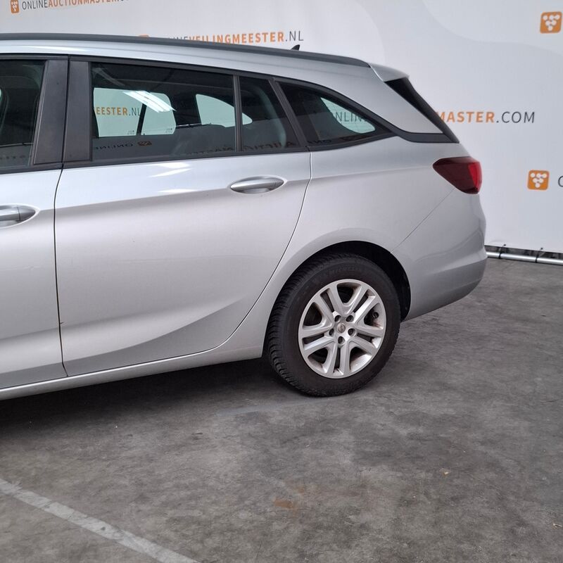 Personenauto, Opel, Astra Sports Tourer 1.6 CDTi, 2018 – foto 8 – kavel bij Domeinen Roerende Zaken, Soesterberg