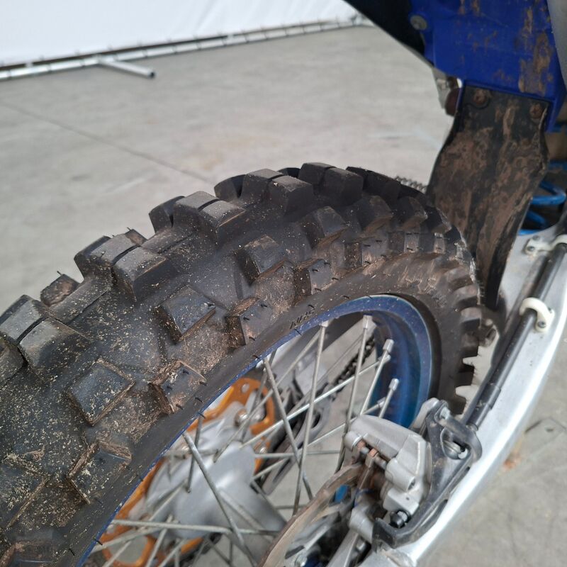 Crossmotor, Yamaha, YZ 450 F – foto 9 – kavel bij Domeinen Roerende Zaken, Soesterberg