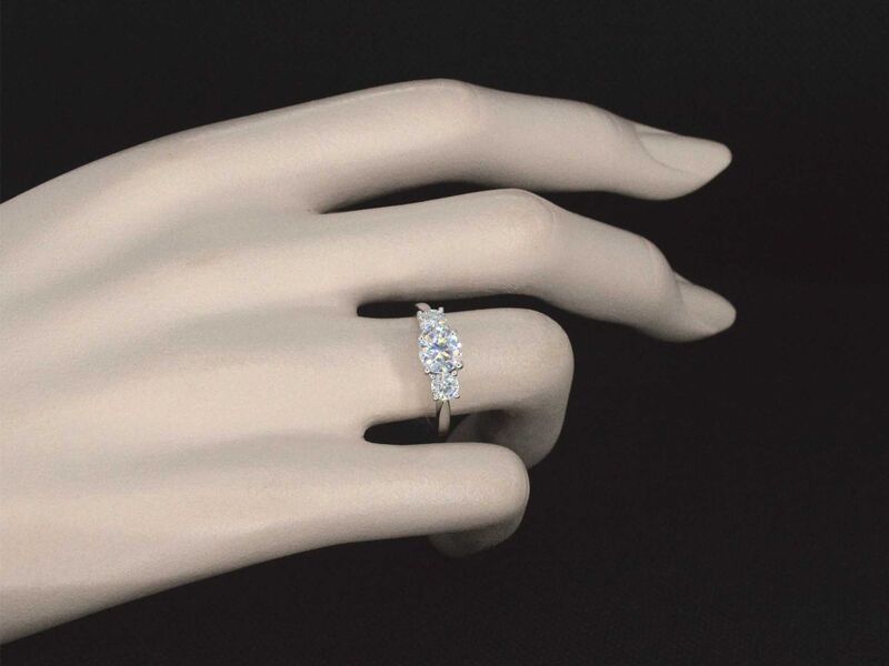 Witgouden trinity ring met 1.50 carat briljanten – foto 2 – kavel bij Onlineveilingmeester