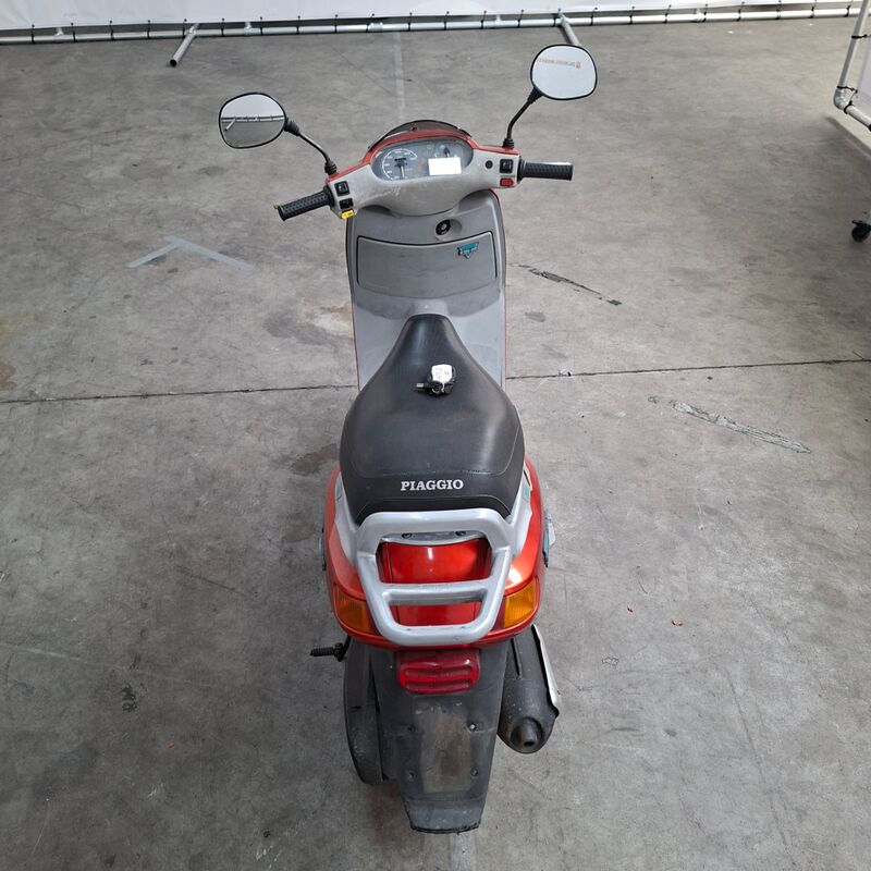Motorscooter, Piaggio, Skipper 125 – foto 9 – kavel bij Domeinen Roerende Zaken, Soesterberg