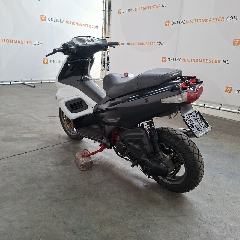 Motorscooter, Gilera, Runner – foto 6 – kavel bij Domeinen Roerende Zaken, Soesterberg