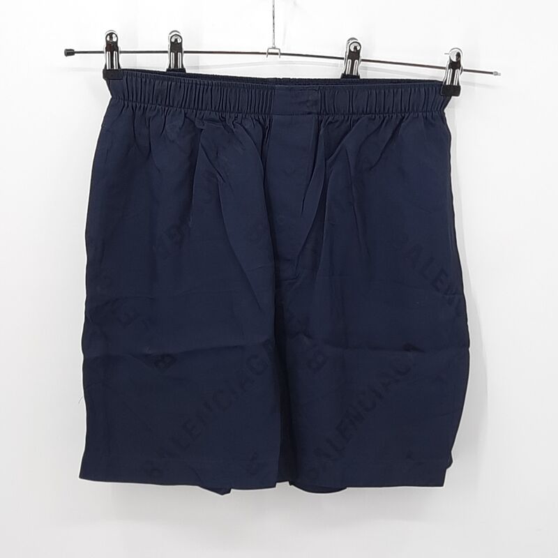 Korte broek, maat 48, Balenciaga