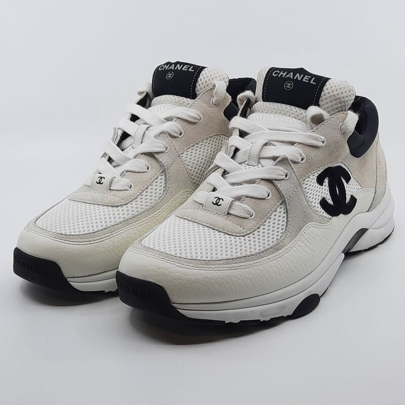 Paar schoenen, maat 43, Chanel, W G38301