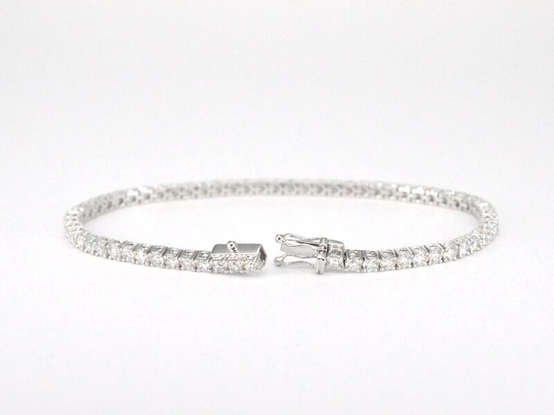 Witgouden tennisarmband met 5.00 carat natuurlijke briljant geslepen diamanten – foto 4 – kavel bij Onlineveilingmeester
