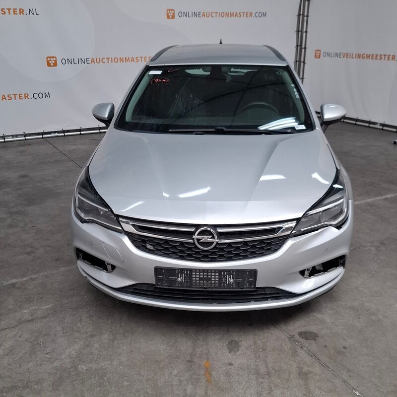 Personenauto, Opel, Astra Sports Tourer 1.6 CDTi, 2018 – foto 2 – kavel bij Domeinen Roerende Zaken, Soesterberg