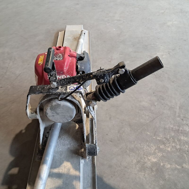 Afwerktrilspaan | 2mtr, Carat, QZGH2000 – foto 8 – kavel bij Onlineveilingmeester, Heerenveen