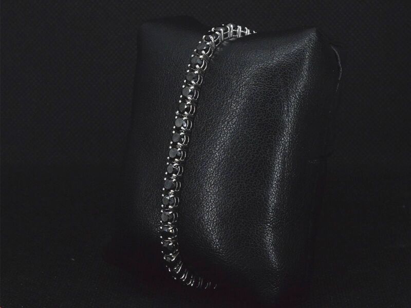 Witgouden armband met 15.00 carat zwarte Briljant geslepen diamanten – foto 4 – kavel bij Onlineveilingmeester