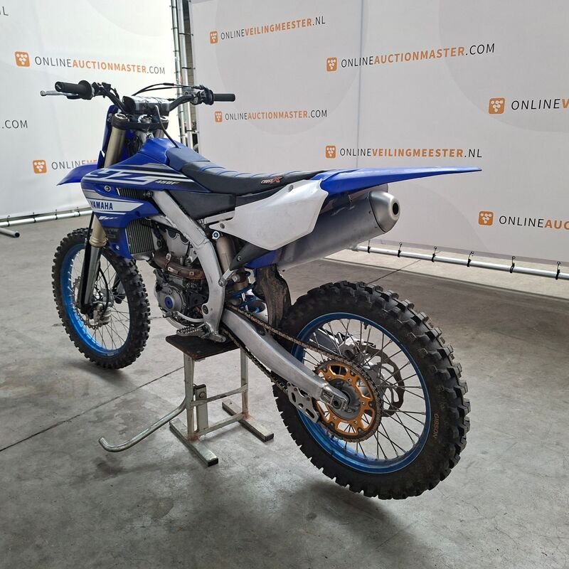 Crossmotor, Yamaha, YZ 450 F – foto 6 – kavel bij Domeinen Roerende Zaken, Soesterberg