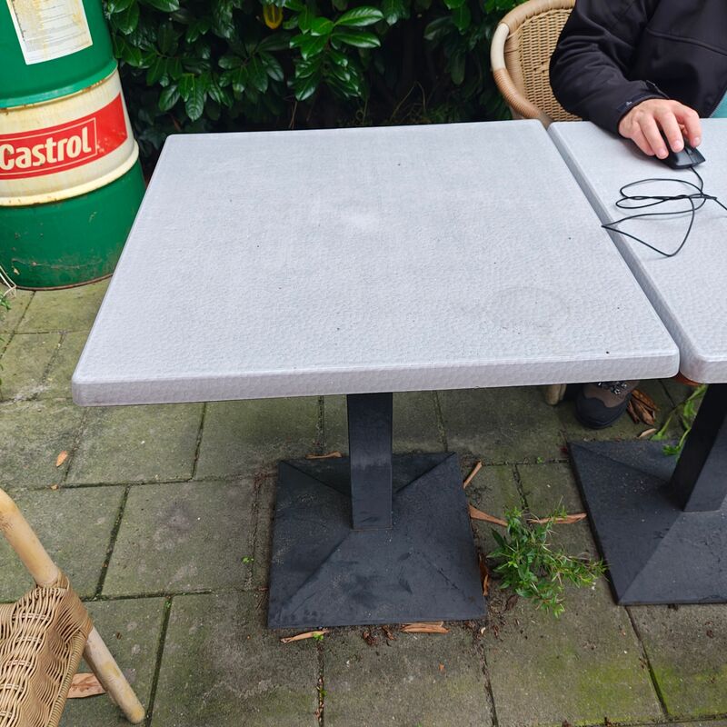 Terras Tafel, grijs