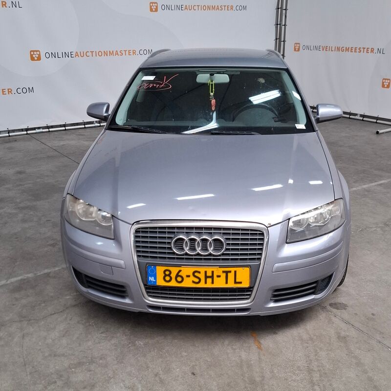 Personenauto, Audi, A3 Sportback, 2.0 FSI Attraction, 2006 – foto 2 – kavel bij Domeinen Roerende Zaken, Soesterberg