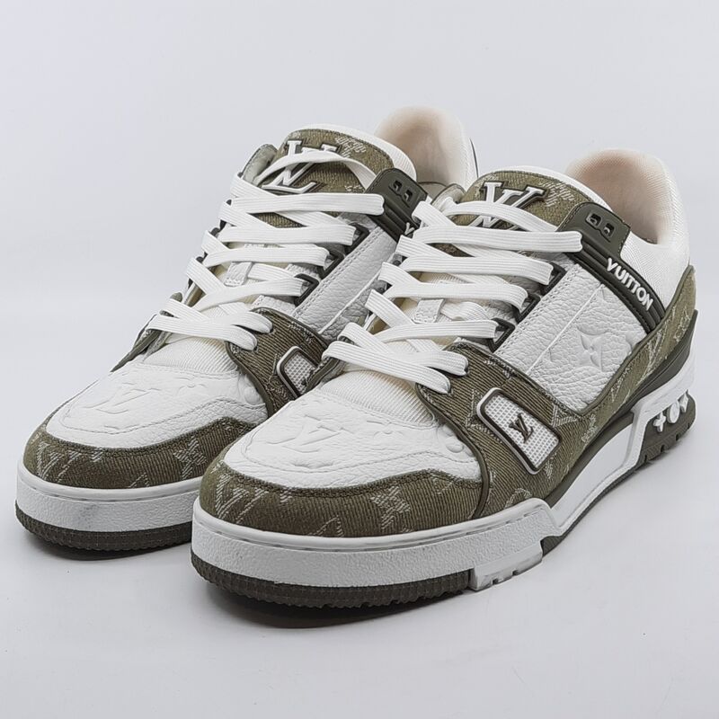 Paar schoenen, maat 8, Louis Vuitton, GO 0245