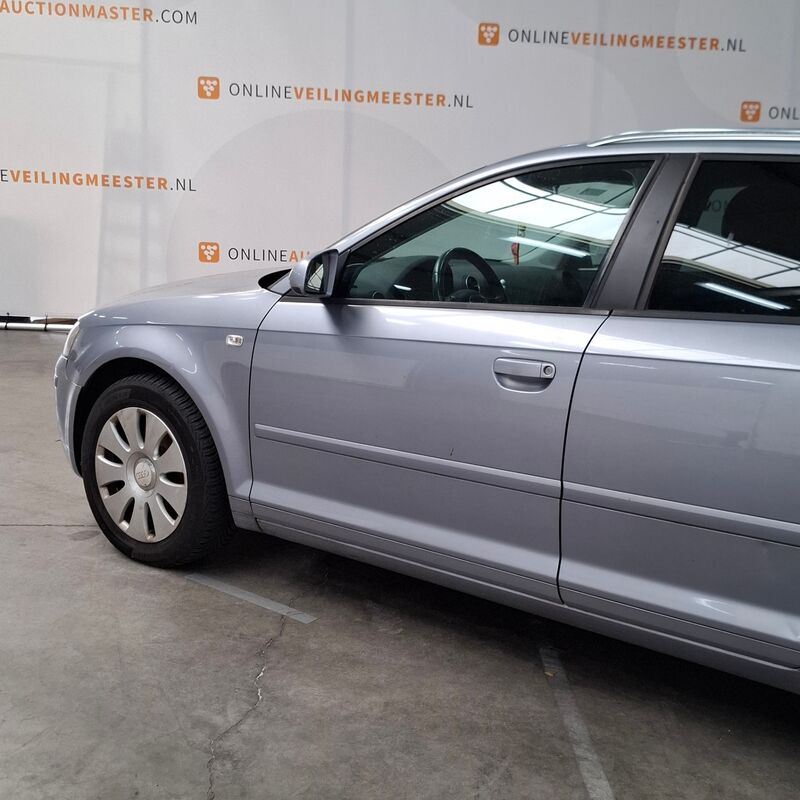Personenauto, Audi, A3 Sportback, 2.0 FSI Attraction, 2006 – foto 9 – kavel bij Domeinen Roerende Zaken, Soesterberg