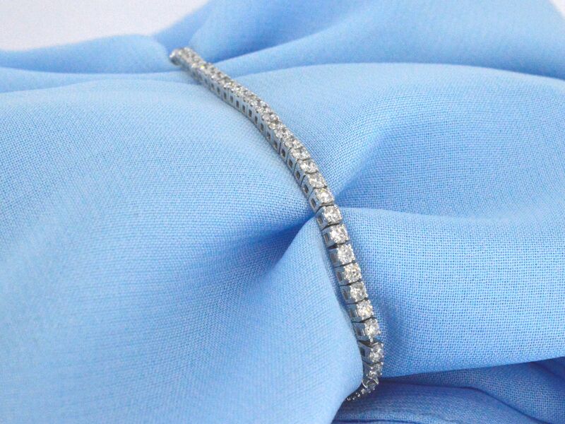Witgouden armband met diamanten 3.50 carat – foto 5 – kavel bij Onlineveilingmeester
