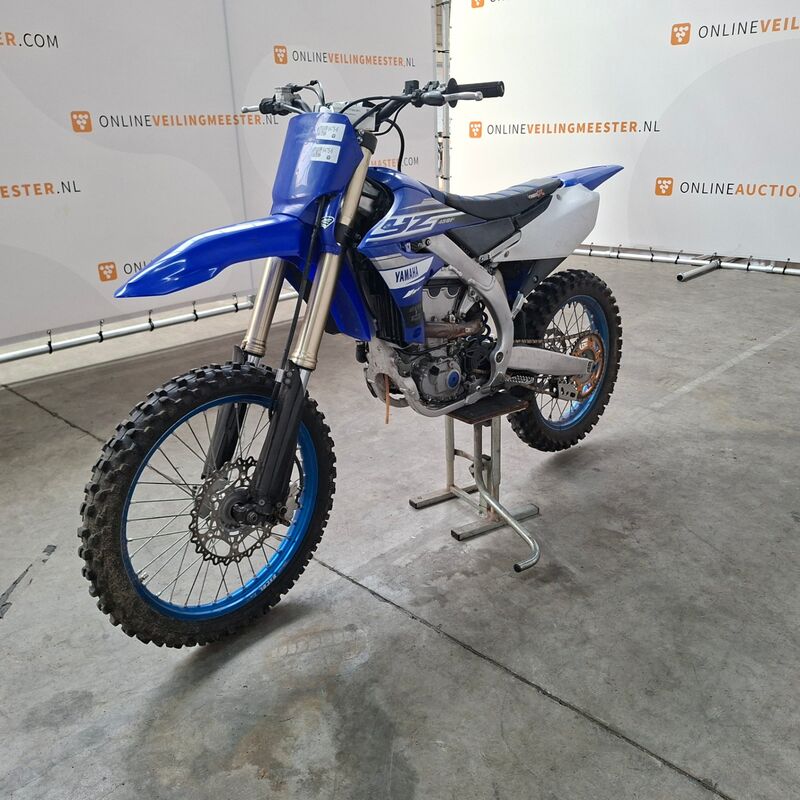 Crossmotor, Yamaha, YZ 450 F – foto 4 – kavel bij Domeinen Roerende Zaken, Soesterberg