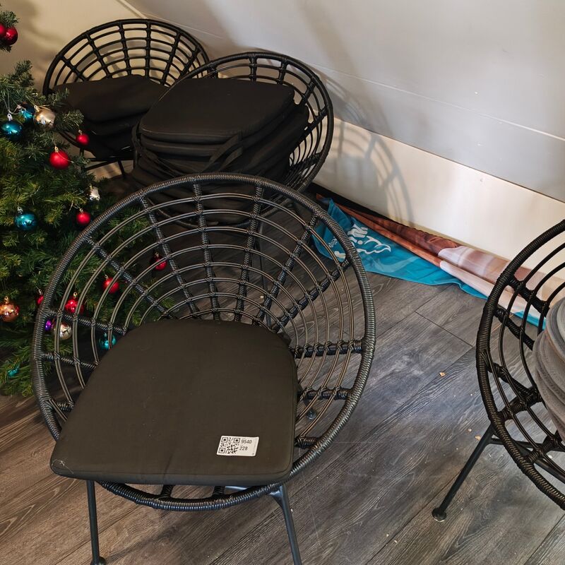 4x Loungestoelen met kussen, zwart