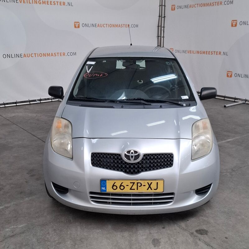Personenauto, Toyota, Yaris, 1.3 VVTi Terra, 2008 – foto 2 – kavel bij Domeinen Roerende Zaken, Soesterberg