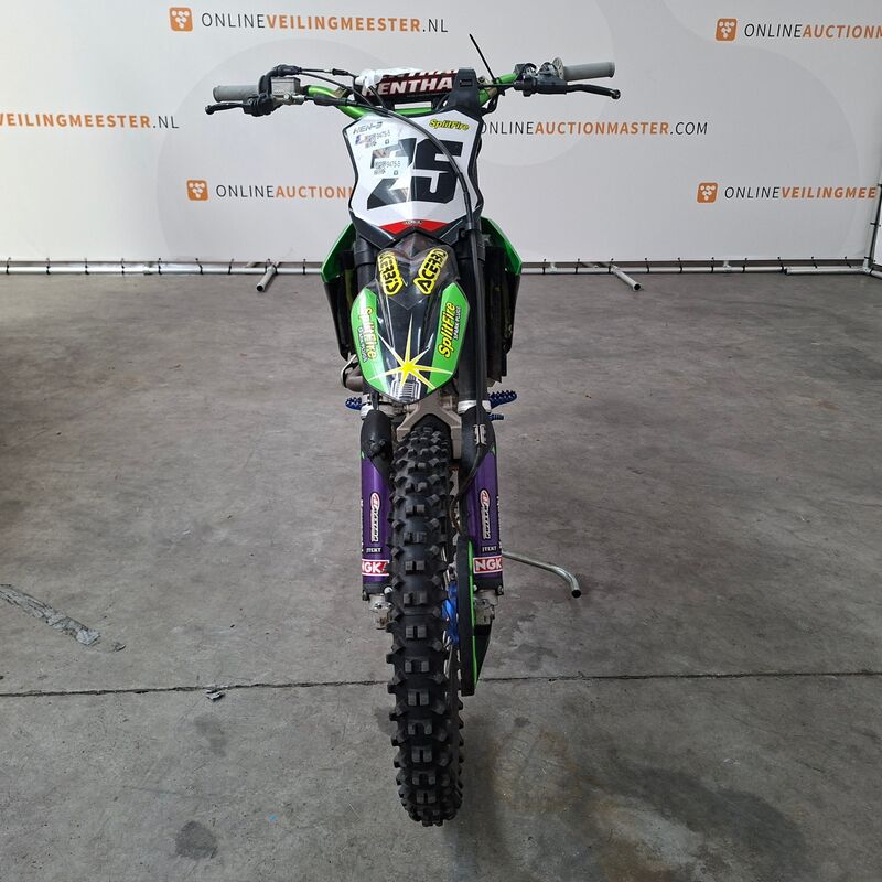 Crossmotor, Kawasaki, KX 45 0F – foto 3 – kavel bij Domeinen Roerende Zaken, Soesterberg