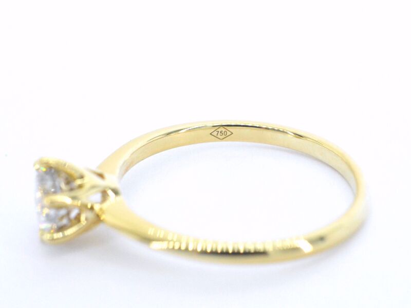 Gouden solitair ring met diamant – foto 9 – kavel bij Onlineveilingmeester