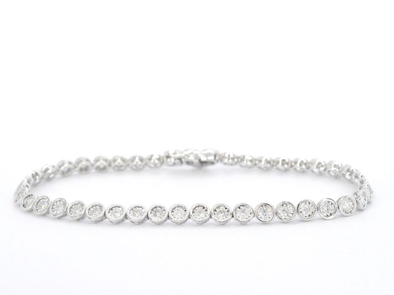 Witgouden armband vol met diamanten gezet